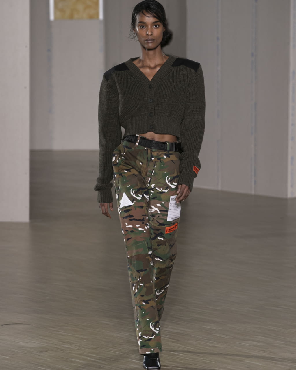 Fashion Week Paris Fall/Winter 2020 look 26 from the Heron Preston collection menswear