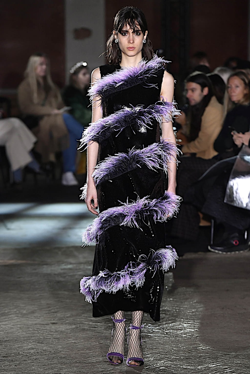 Fashion Week London Fall/Winter 2020 look 11 from the Huishan Zhang collection 女装