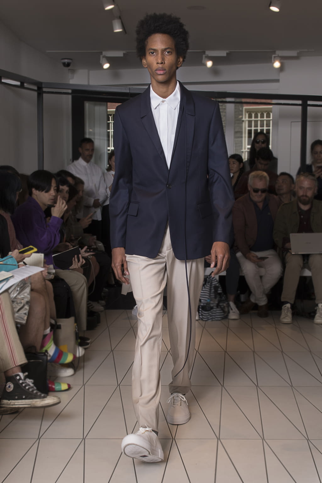 Fashion Week London Spring/Summer 2018 look 11 from the Chalayan collection menswear