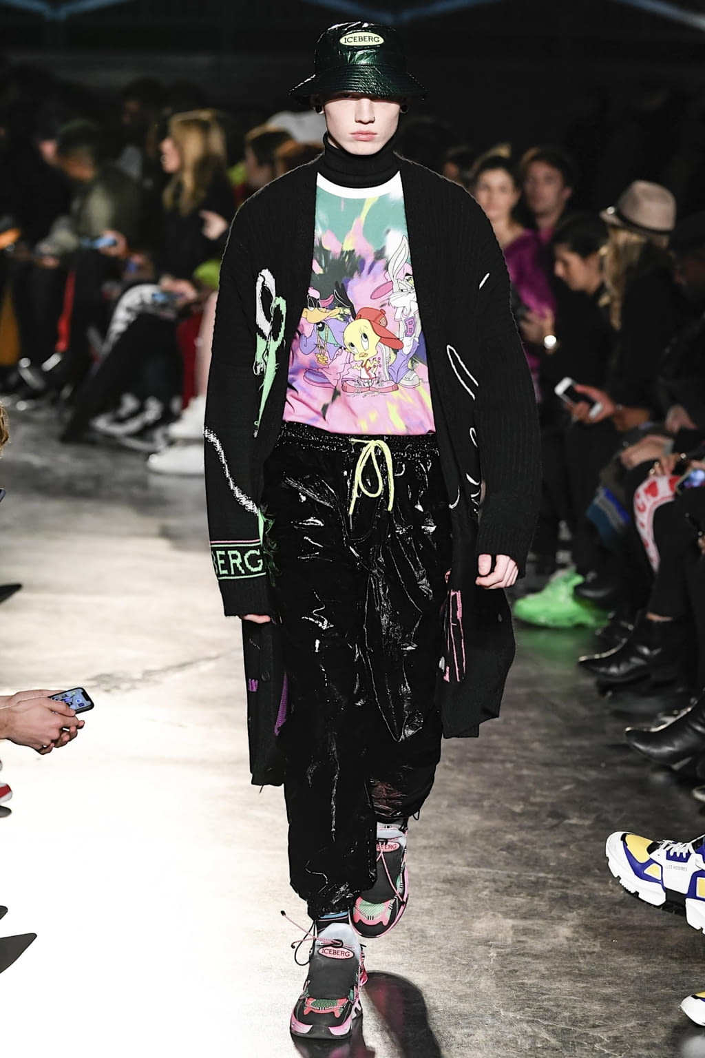 Fashion Week Milan Fall/Winter 2020 look 43 from the Iceberg collection menswear