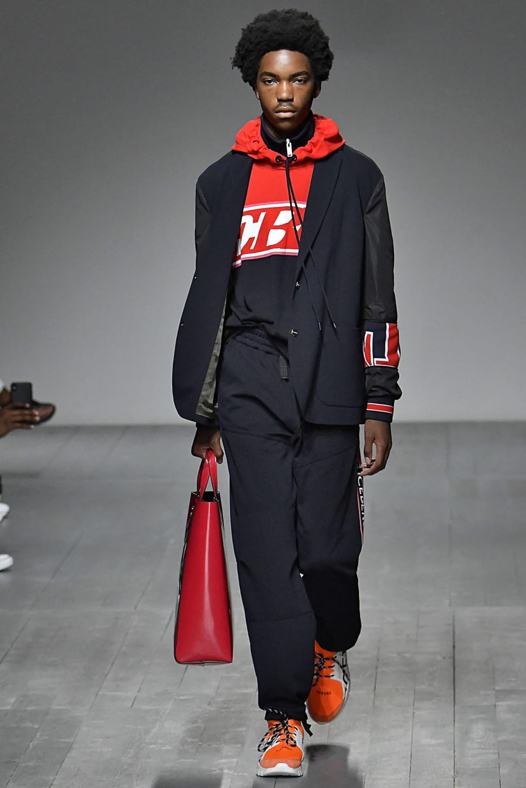 Fashion Week London Spring/Summer 2019 look 1 from the Iceberg collection menswear