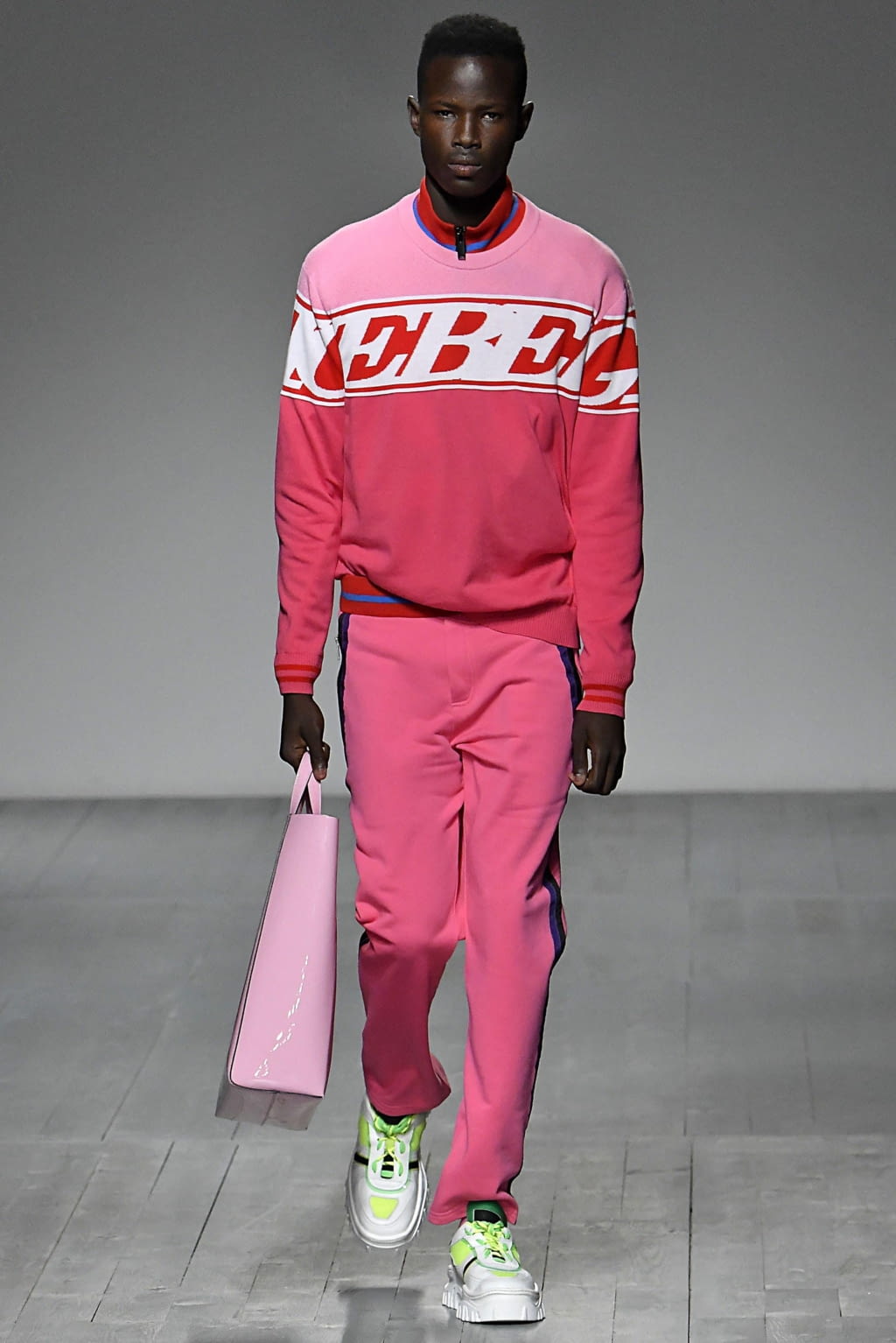 Fashion Week London Spring/Summer 2019 look 35 from the Iceberg collection 男装