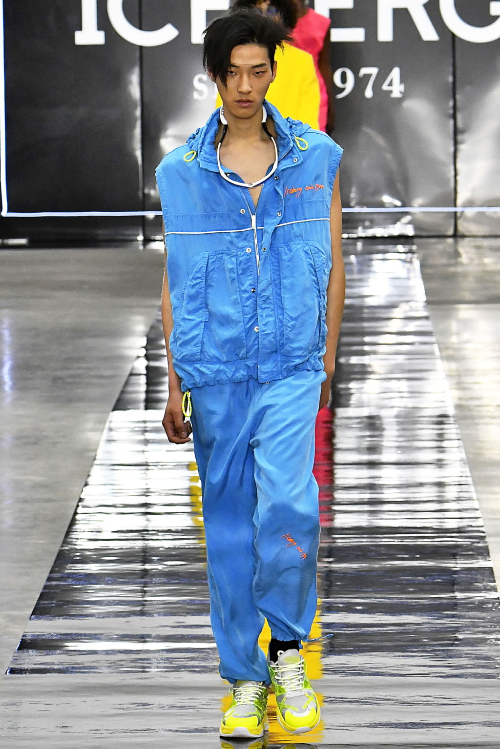 Fashion Week London Spring/Summer 2020 look 9 from the Iceberg collection 男装