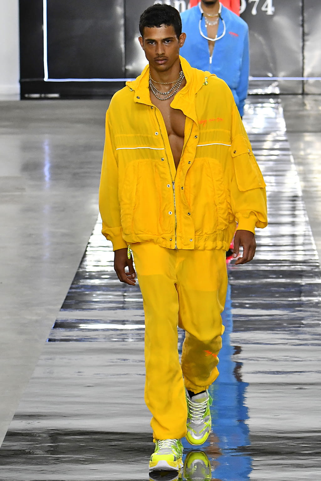 Fashion Week London Spring/Summer 2020 look 12 from the Iceberg collection 男装
