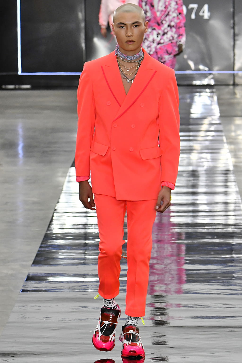 Fashion Week London Spring/Summer 2020 look 14 from the Iceberg collection 男装