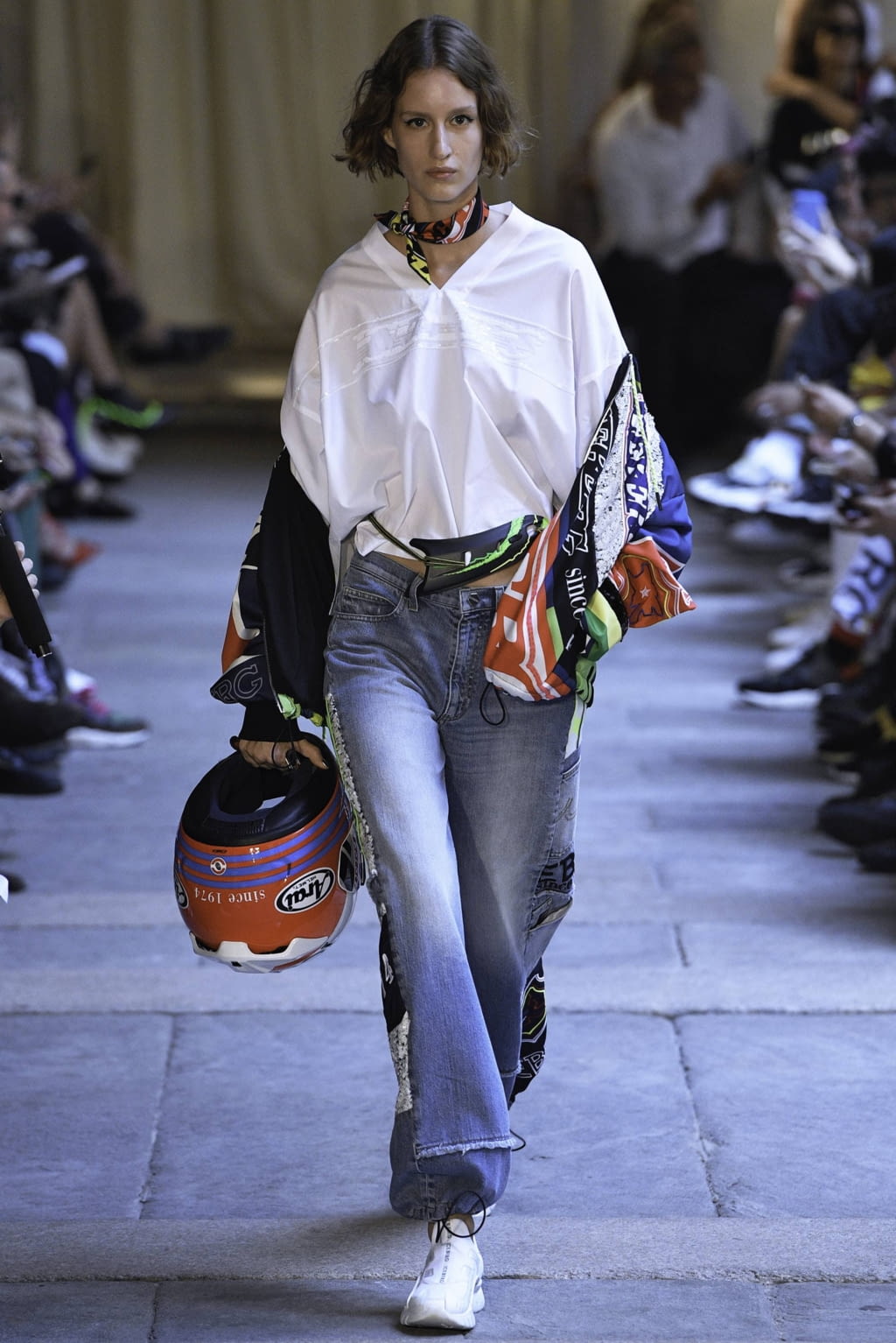 Fashion Week Milan Spring/Summer 2019 look 18 de la collection Iceberg womenswear