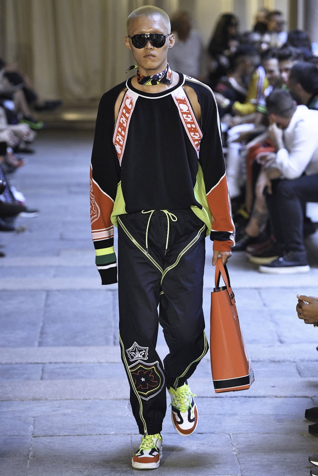 Fashion Week Milan Spring/Summer 2019 look 32 from the Iceberg collection 女装