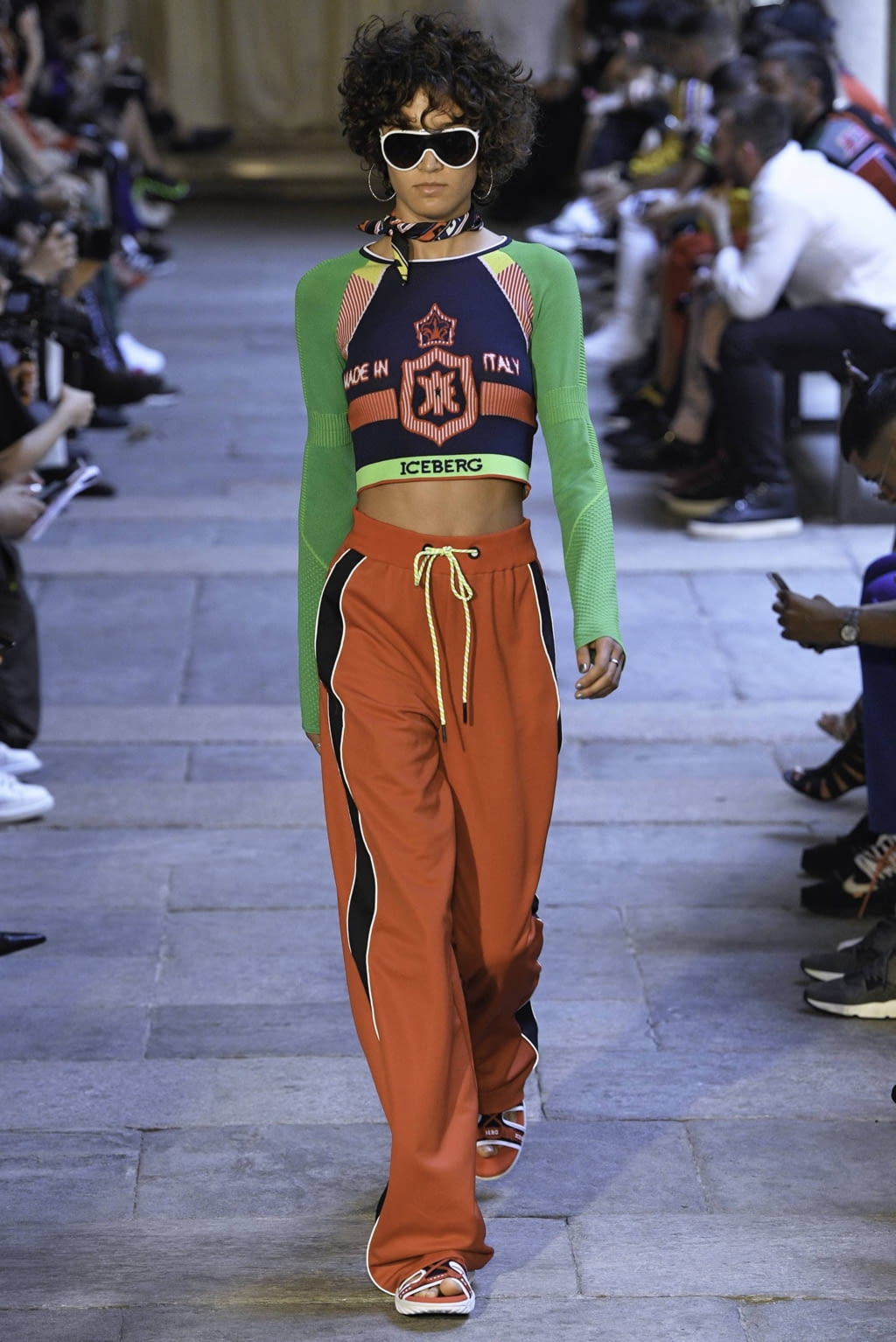 Fashion Week Milan Spring/Summer 2019 look 38 from the Iceberg collection 女装