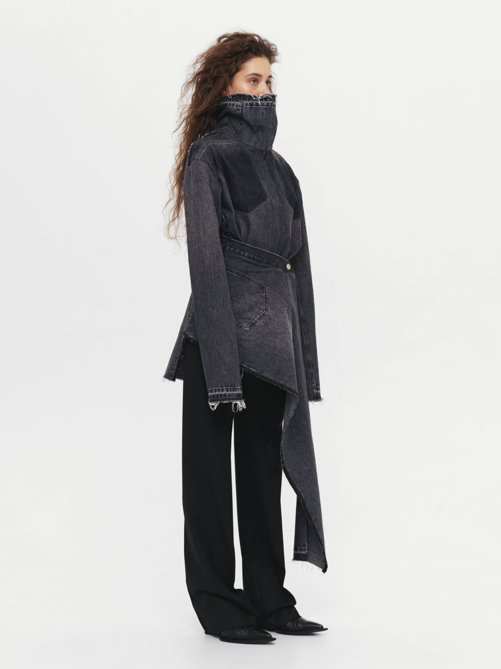 Fashion Week Paris Fall/Winter 2022 look 22 de la collection Litkovskaya womenswear