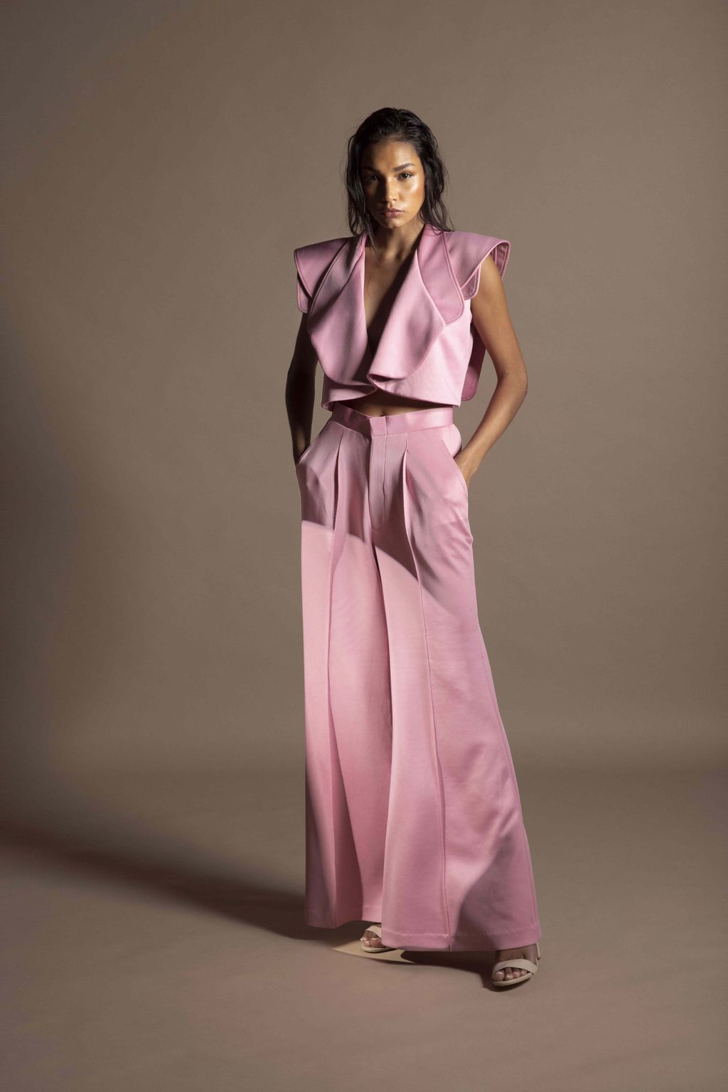 Fashion Week New York Spring/Summer 2023 look 3 de la collection Dazluq - Saudi 100 womenswear