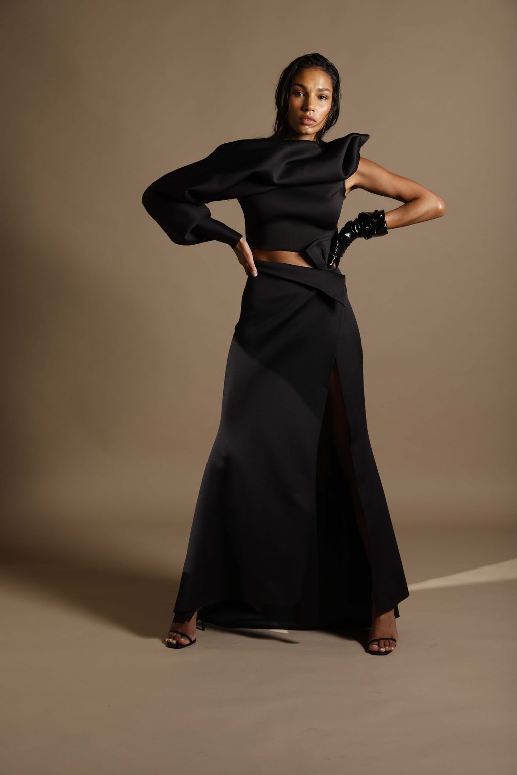 Fashion Week New York Spring/Summer 2023 look 4 de la collection Dazluq - Saudi 100 womenswear