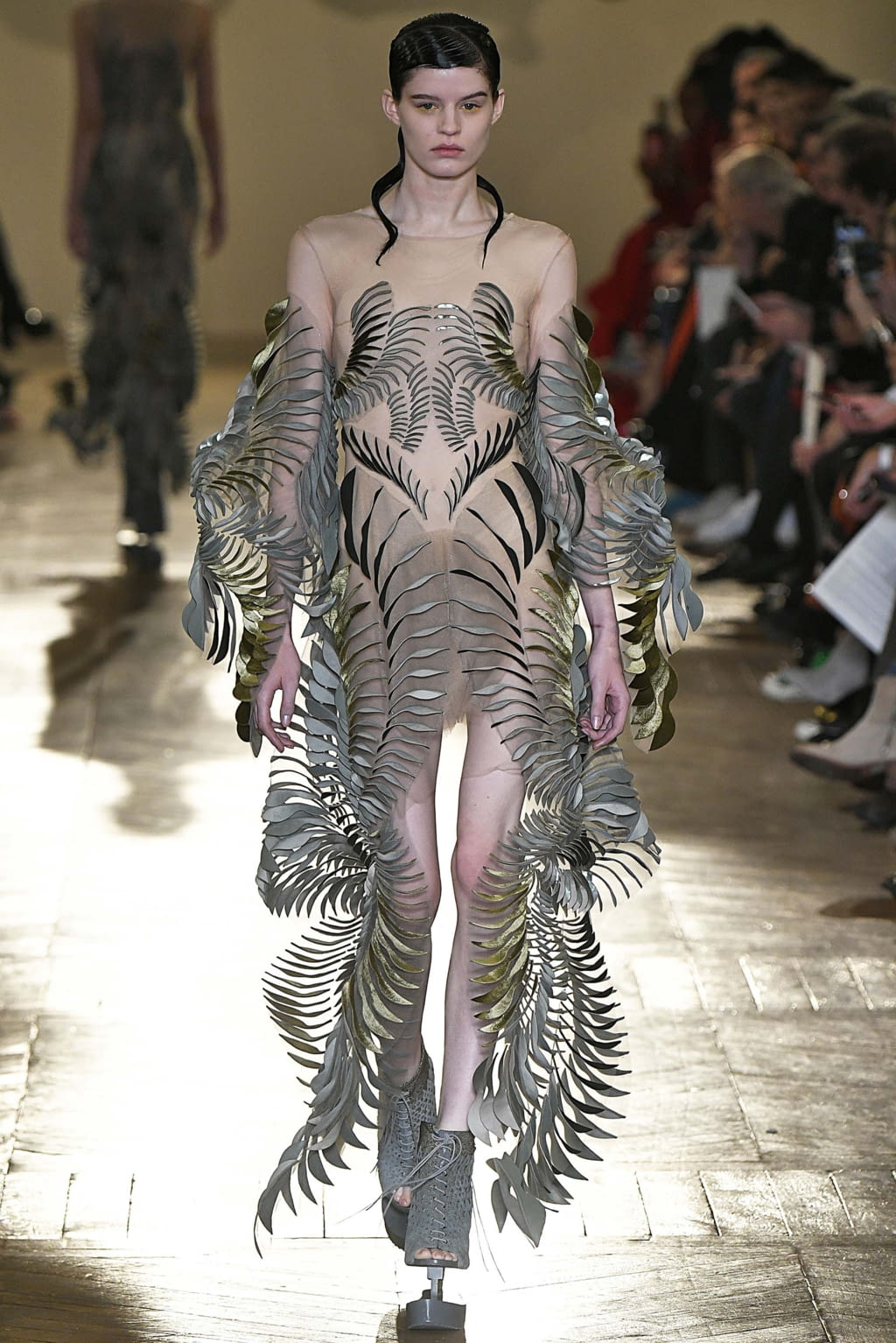 Fashion Week Paris Spring/Summer 2018 look 19 from the Iris Van Herpen collection couture