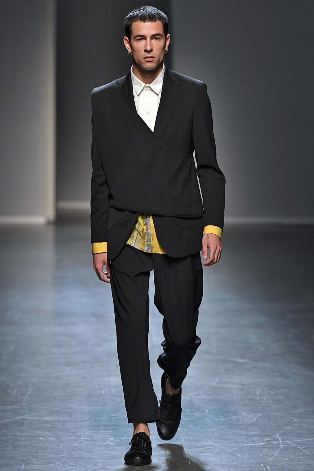 Fashion Week Milan Spring/Summer 2019 look 18 from the Isabel Benenato collection menswear