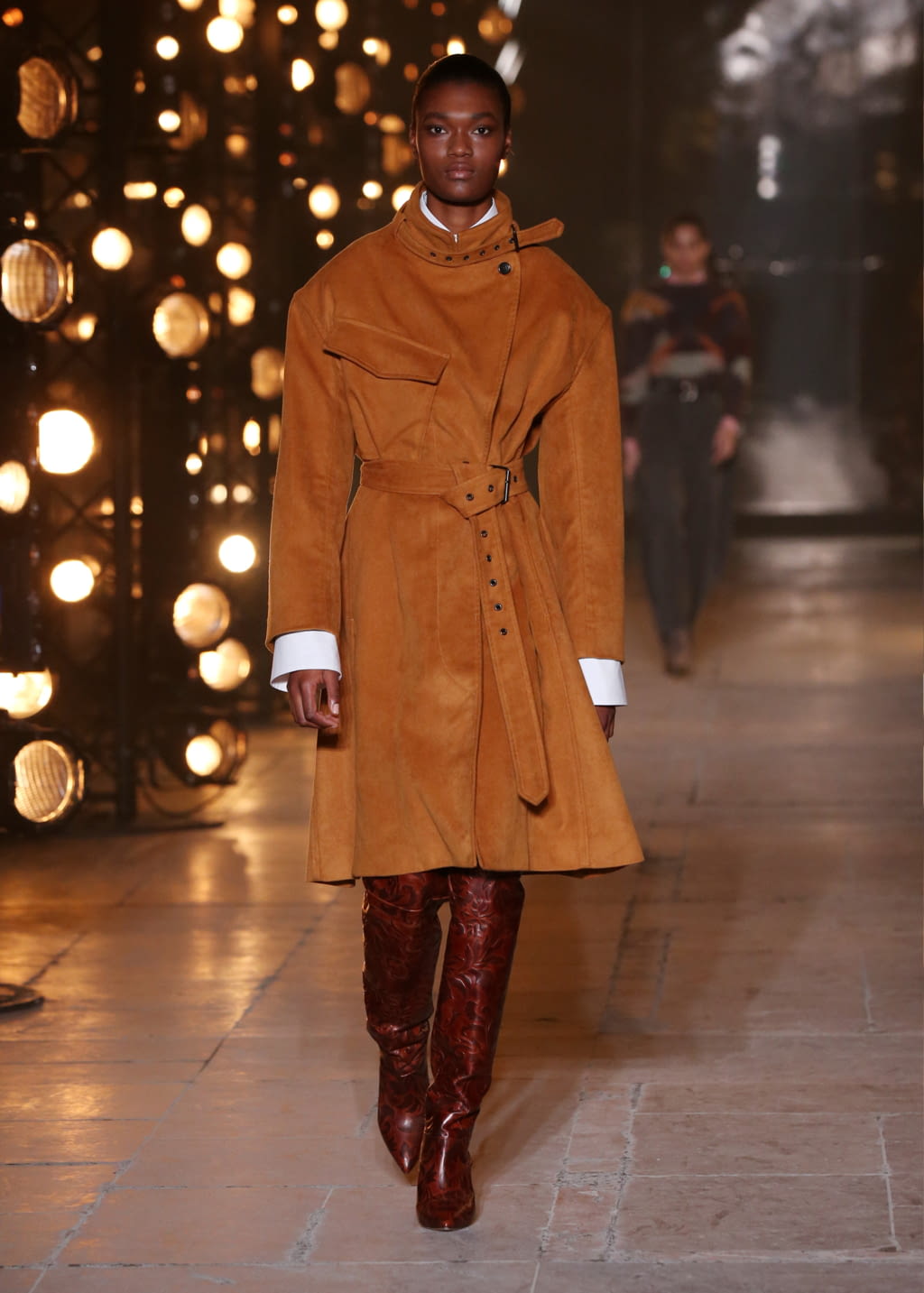 Fashion Week Paris Fall/Winter 2017 look 16 from the Isabel Marant collection womenswear