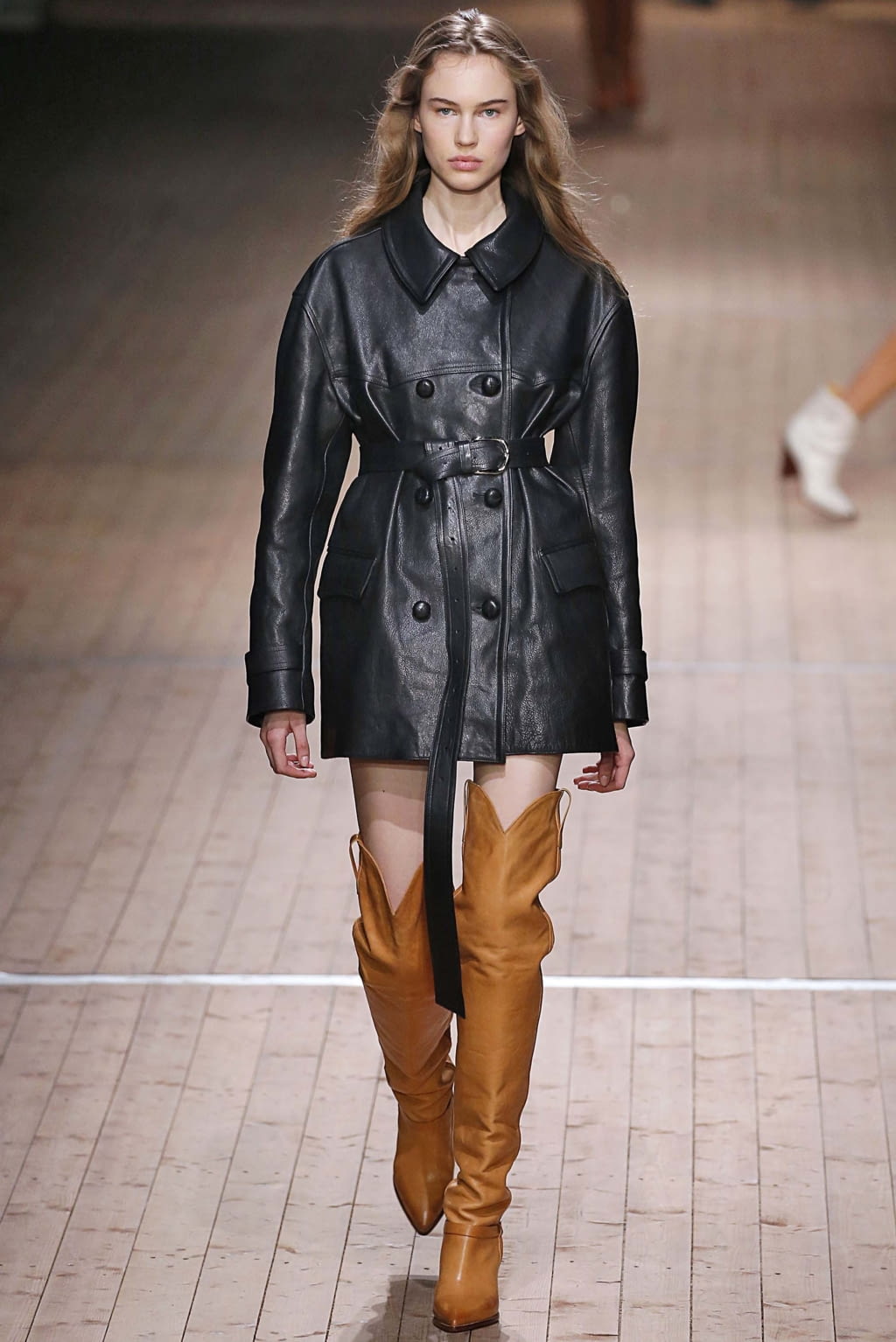 Fashion Week Paris Fall/Winter 2018 look 30 from the Isabel Marant collection womenswear