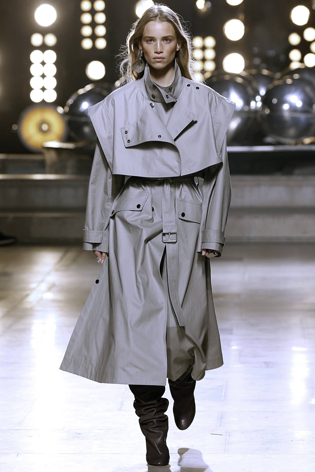 Fashion Week Paris Fall/Winter 2019 look 1 de la collection Isabel Marant womenswear