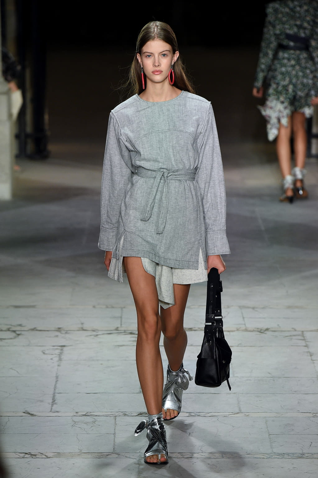 Fashion Week Paris Spring/Summer 2017 look 16 from the Isabel Marant collection womenswear