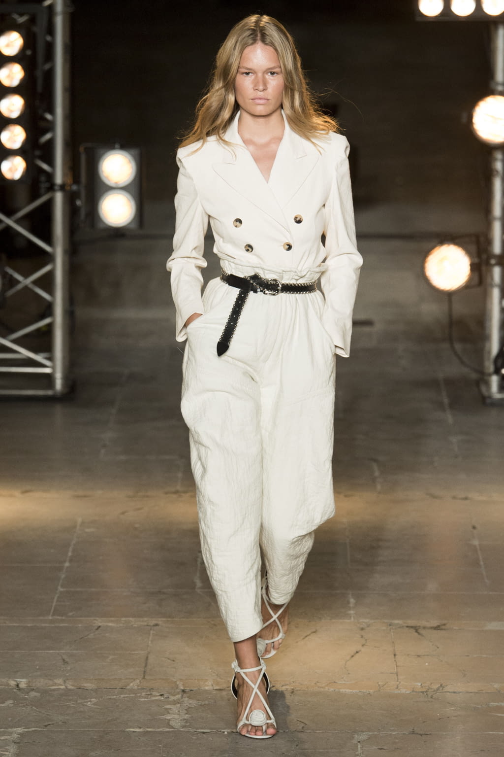 Fashion Week Paris Spring/Summer 2018 look 4 de la collection Isabel Marant womenswear