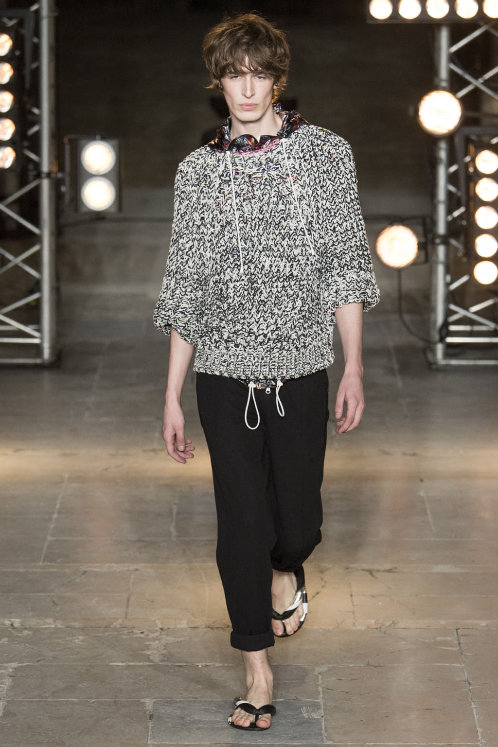 Fashion Week Paris Spring/Summer 2018 look 16 from the Isabel Marant collection womenswear