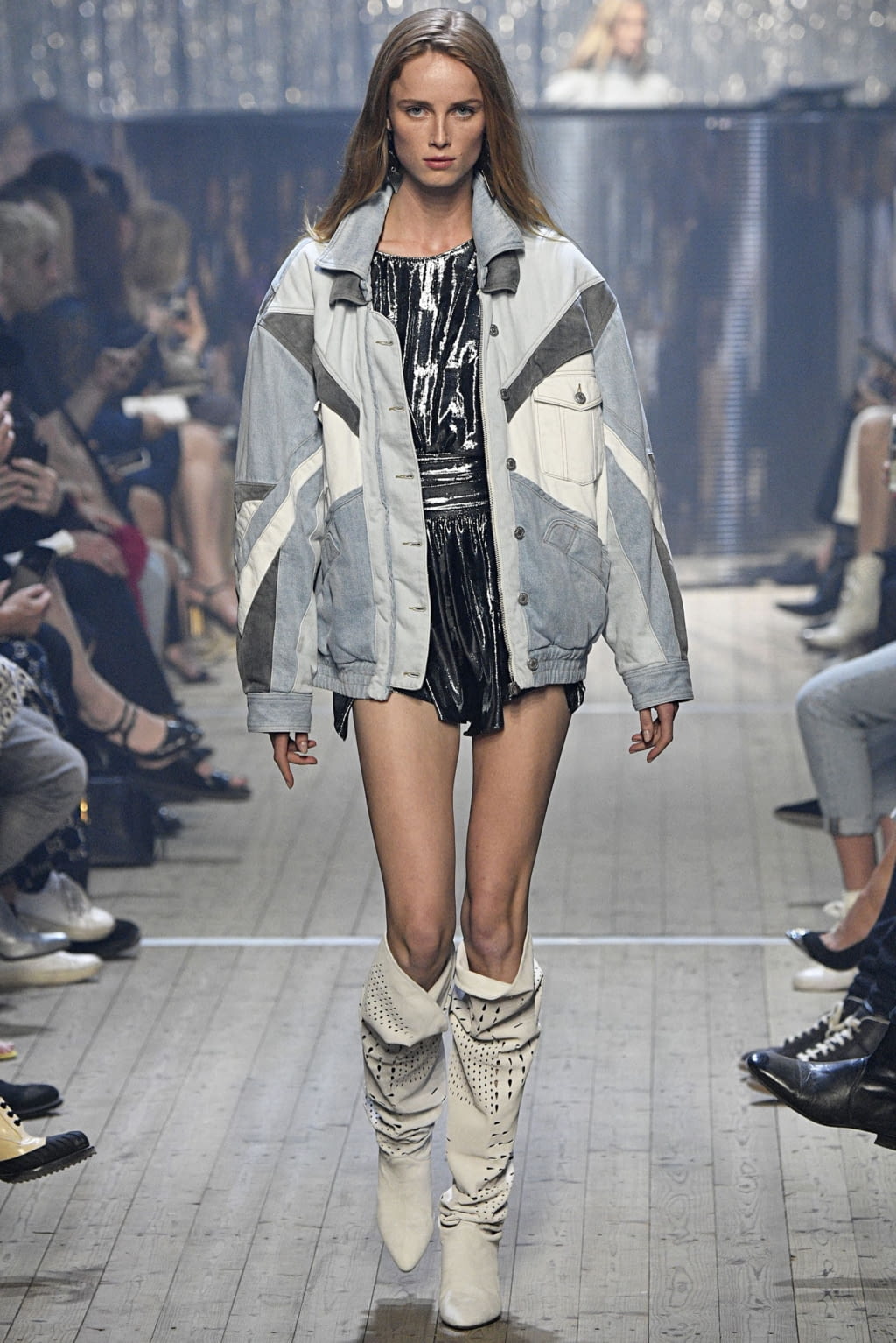 Fashion Week Paris Spring/Summer 2019 look 1 from the Isabel Marant collection 女装