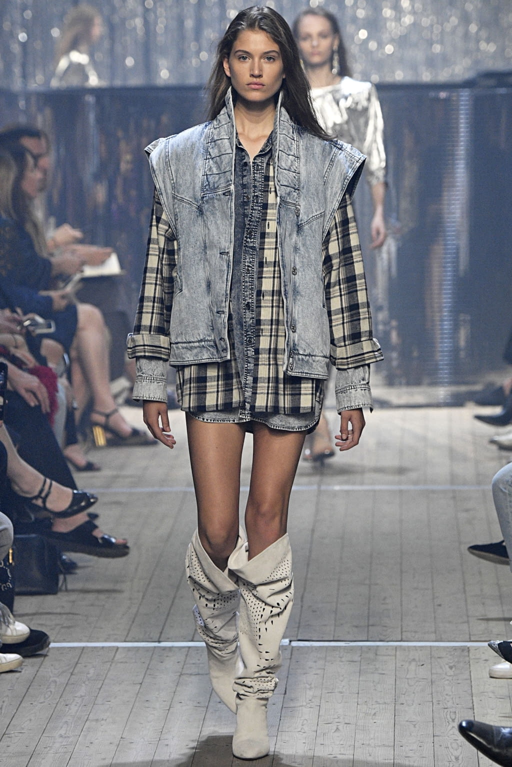 Fashion Week Paris Spring/Summer 2019 look 6 from the Isabel Marant collection 女装