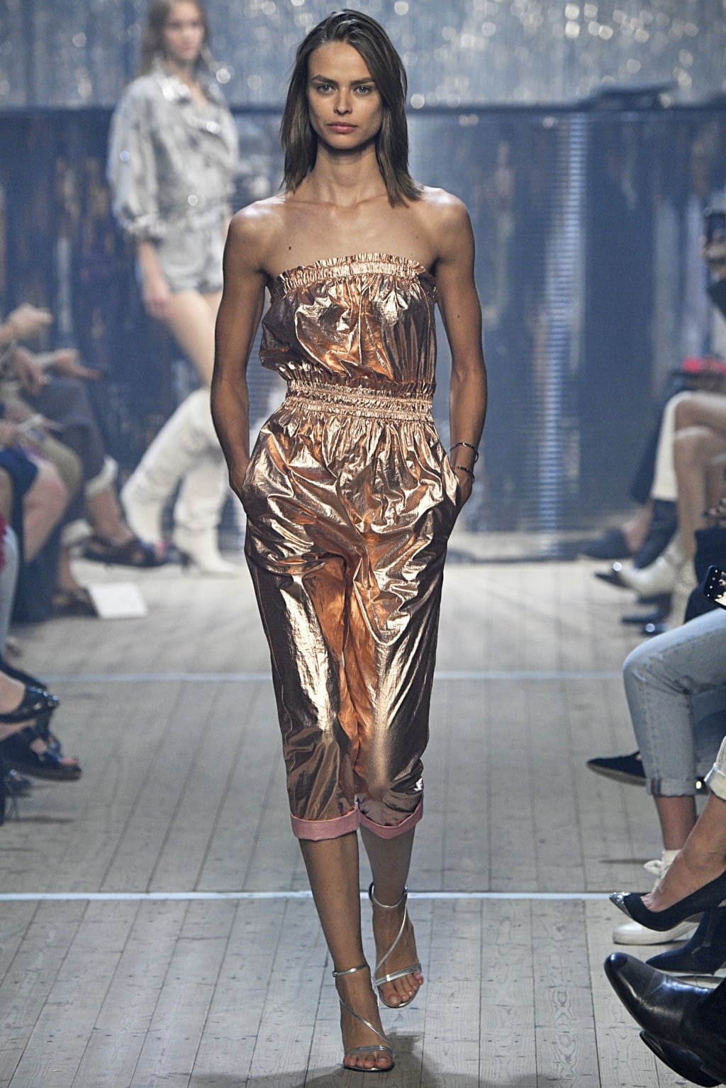 Fashion Week Paris Spring/Summer 2019 look 40 from the Isabel Marant collection 女装