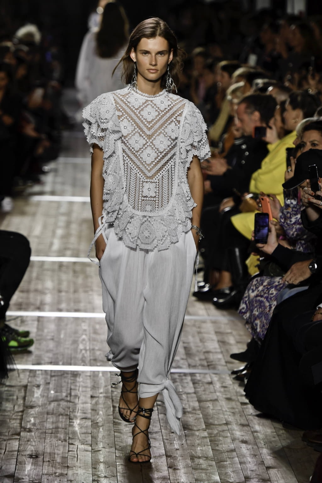 Fashion Week Paris Spring/Summer 2020 look 22 from the Isabel Marant collection womenswear