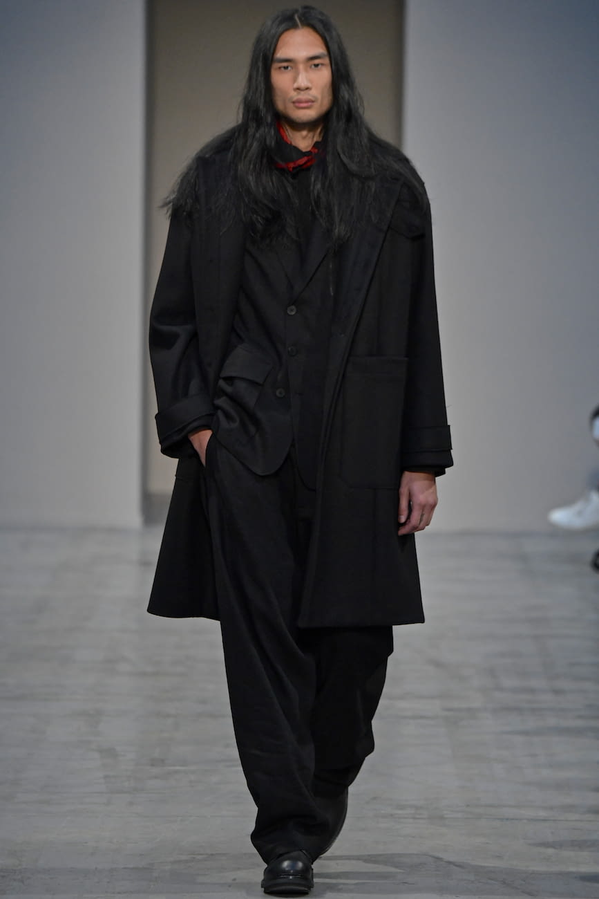 Fashion Week Milan Fall/Winter 2018 look 9 from the Isabel Benenato collection menswear