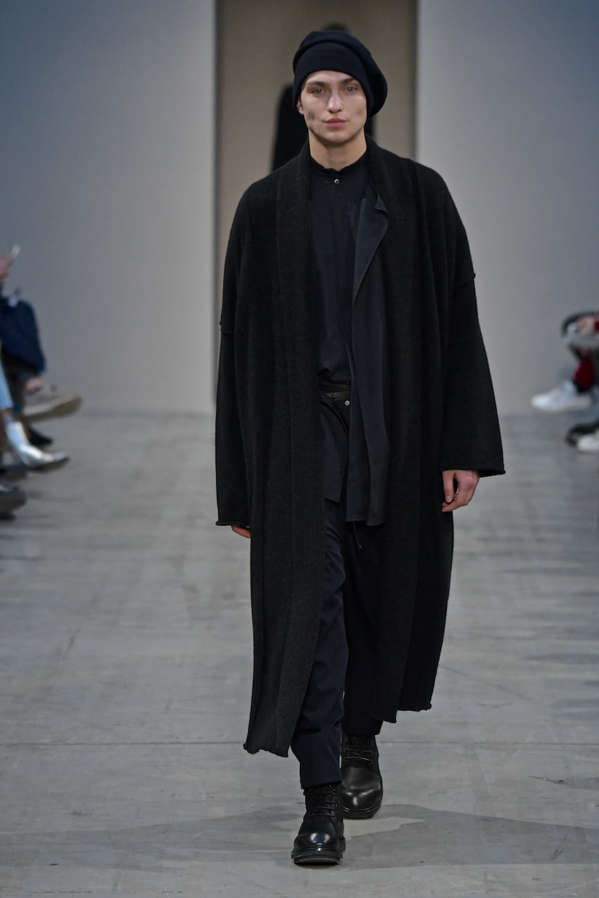 Fashion Week Milan Fall/Winter 2018 look 14 from the Isabel Benenato collection menswear