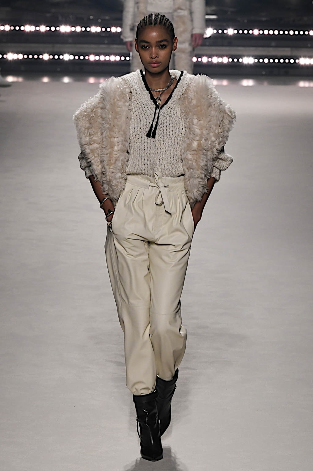Fashion Week Paris Fall/Winter 2020 look 10 de la collection Isabel Marant womenswear