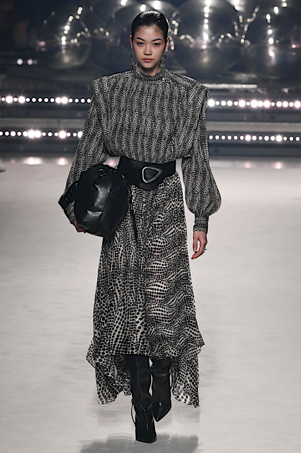 Fashion Week Paris Fall/Winter 2020 look 13 de la collection Isabel Marant womenswear