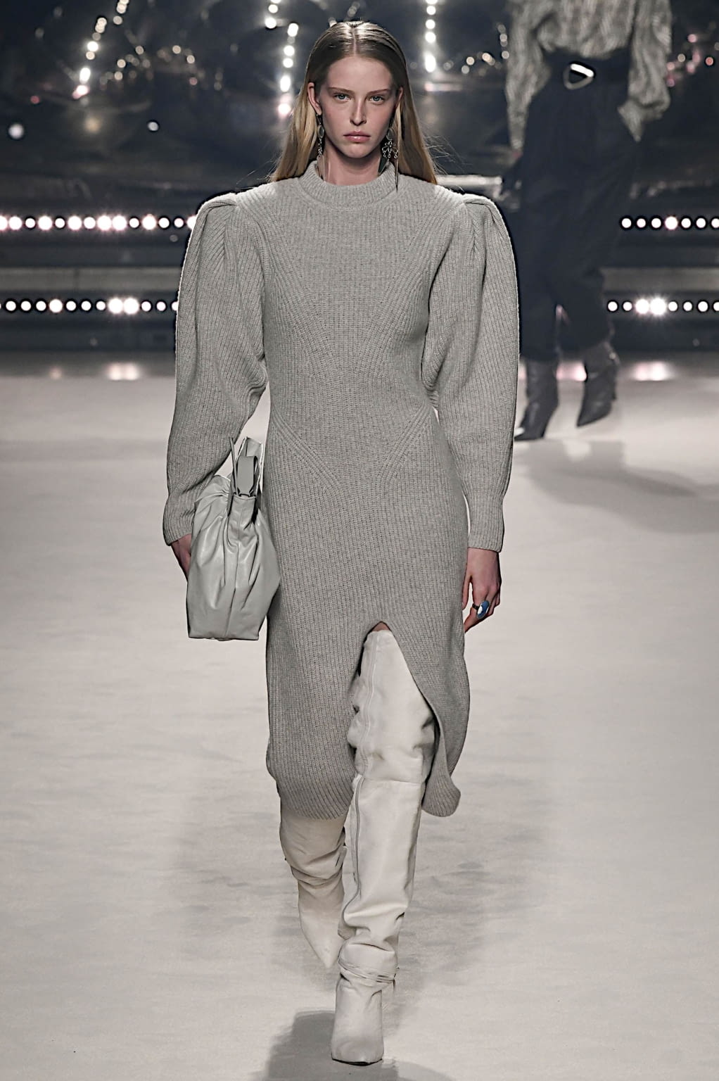 Fashion Week Paris Fall/Winter 2020 look 14 from the Isabel Marant collection womenswear