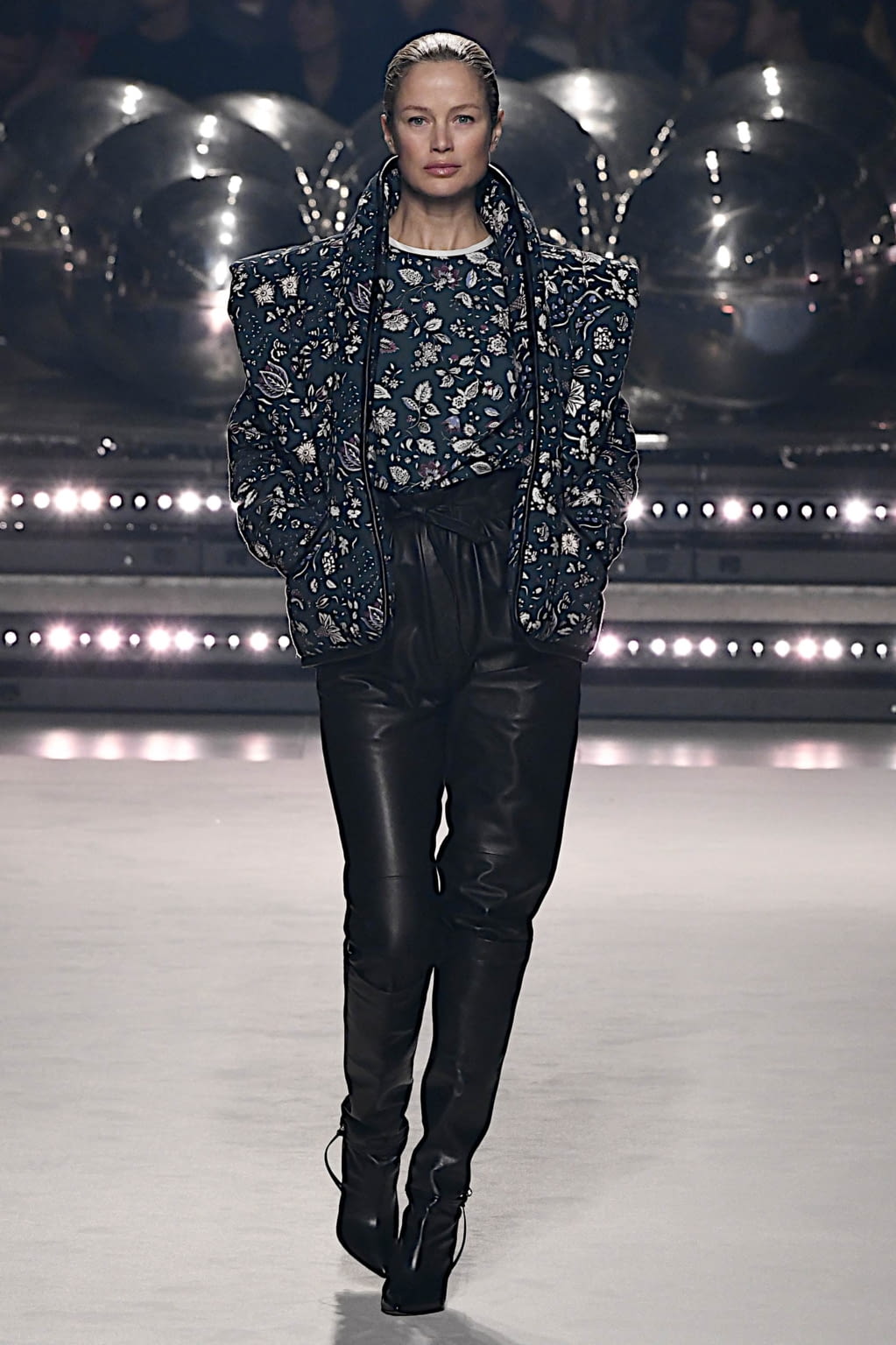 Fashion Week Paris Fall/Winter 2020 look 21 from the Isabel Marant collection womenswear