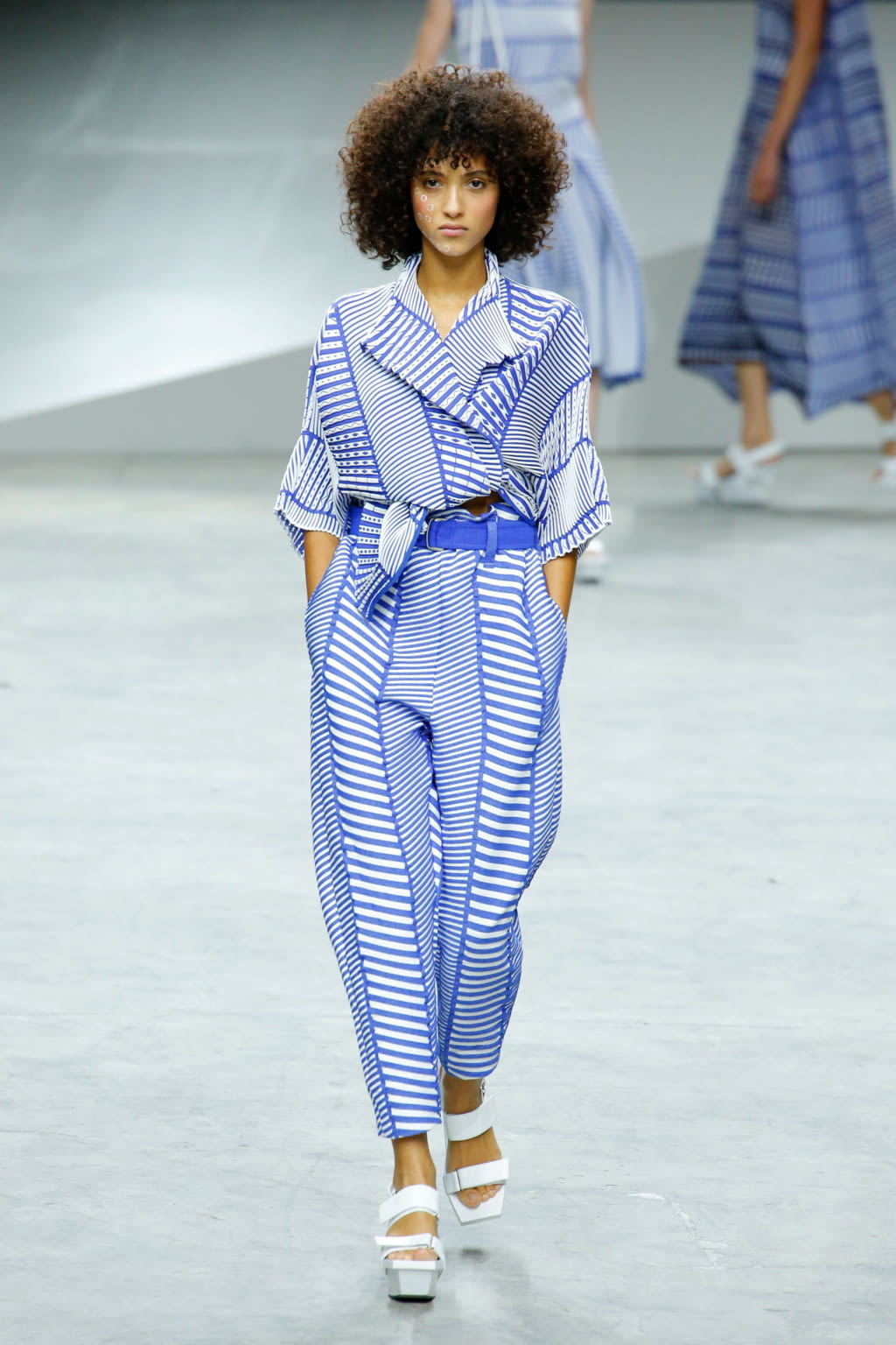 Fashion Week Paris Spring/Summer 2017 look 26 from the Issey Miyake collection womenswear