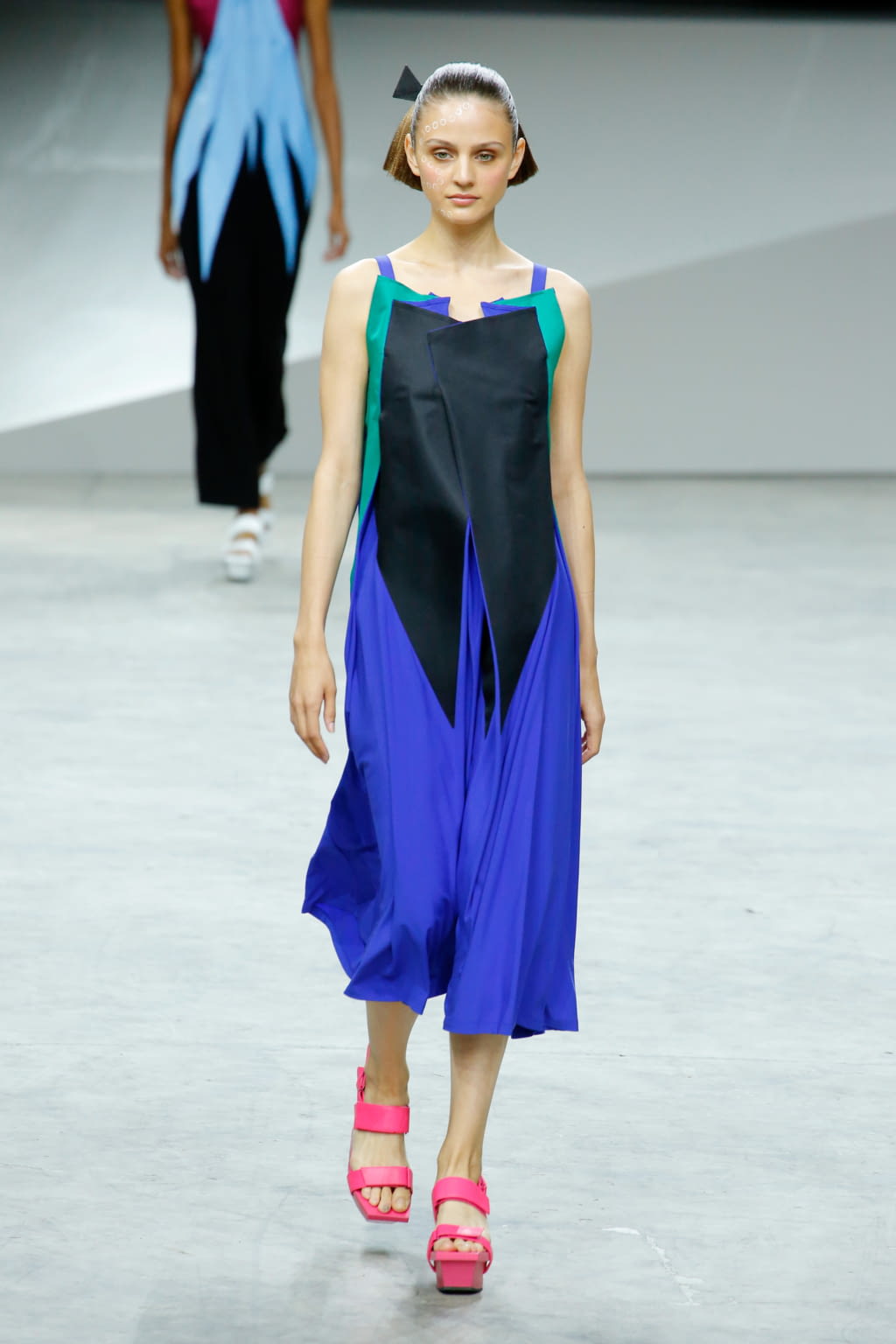 Fashion Week Paris Spring/Summer 2017 look 39 from the Issey Miyake collection womenswear