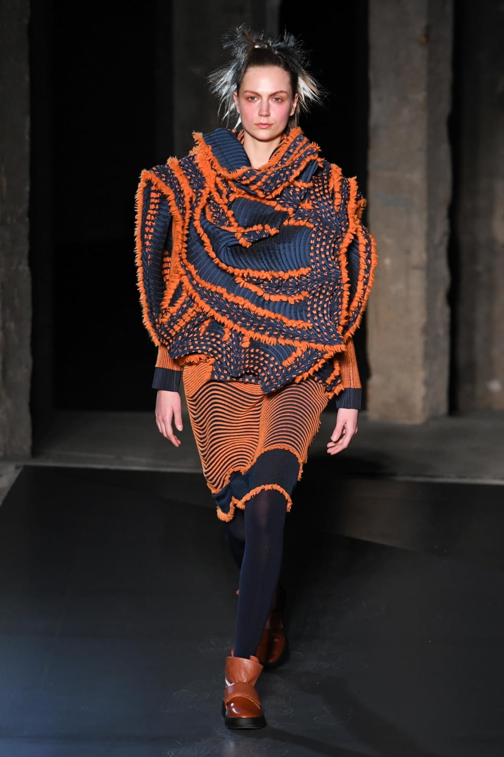 Fashion Week Paris Fall/Winter 2018 look 30 from the Issey Miyake collection womenswear