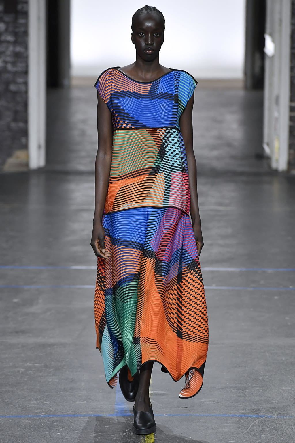 Fashion Week Paris Fall/Winter 2019 look 32 from the Issey Miyake collection 女装