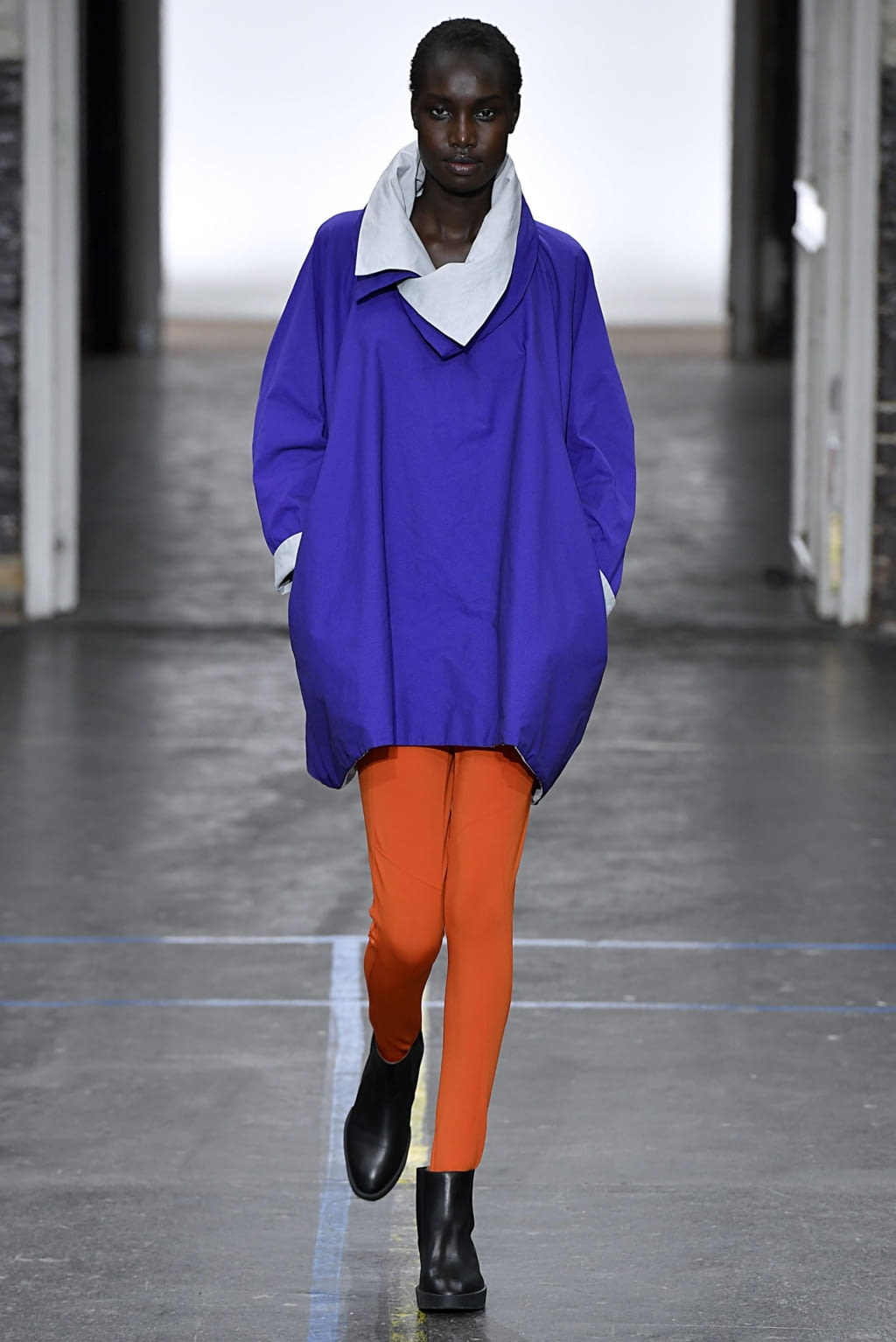 Fashion Week Paris Fall/Winter 2019 look 33 from the Issey Miyake collection 女装