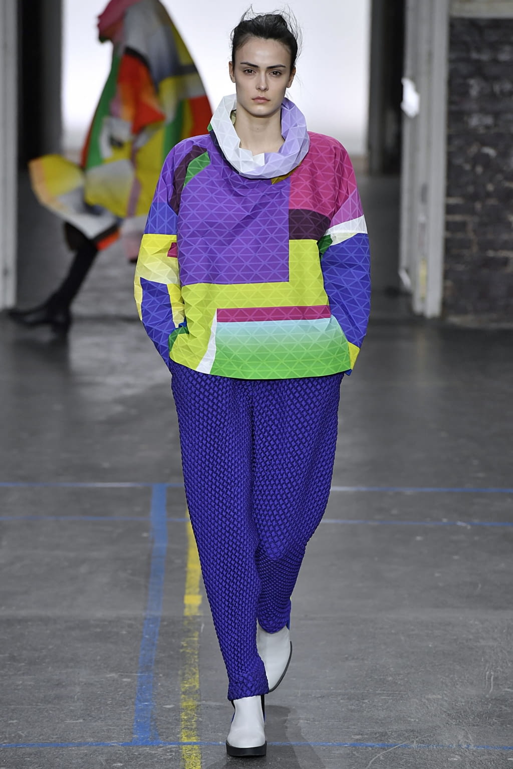 Fashion Week Paris Fall/Winter 2019 look 35 from the Issey Miyake collection 女装