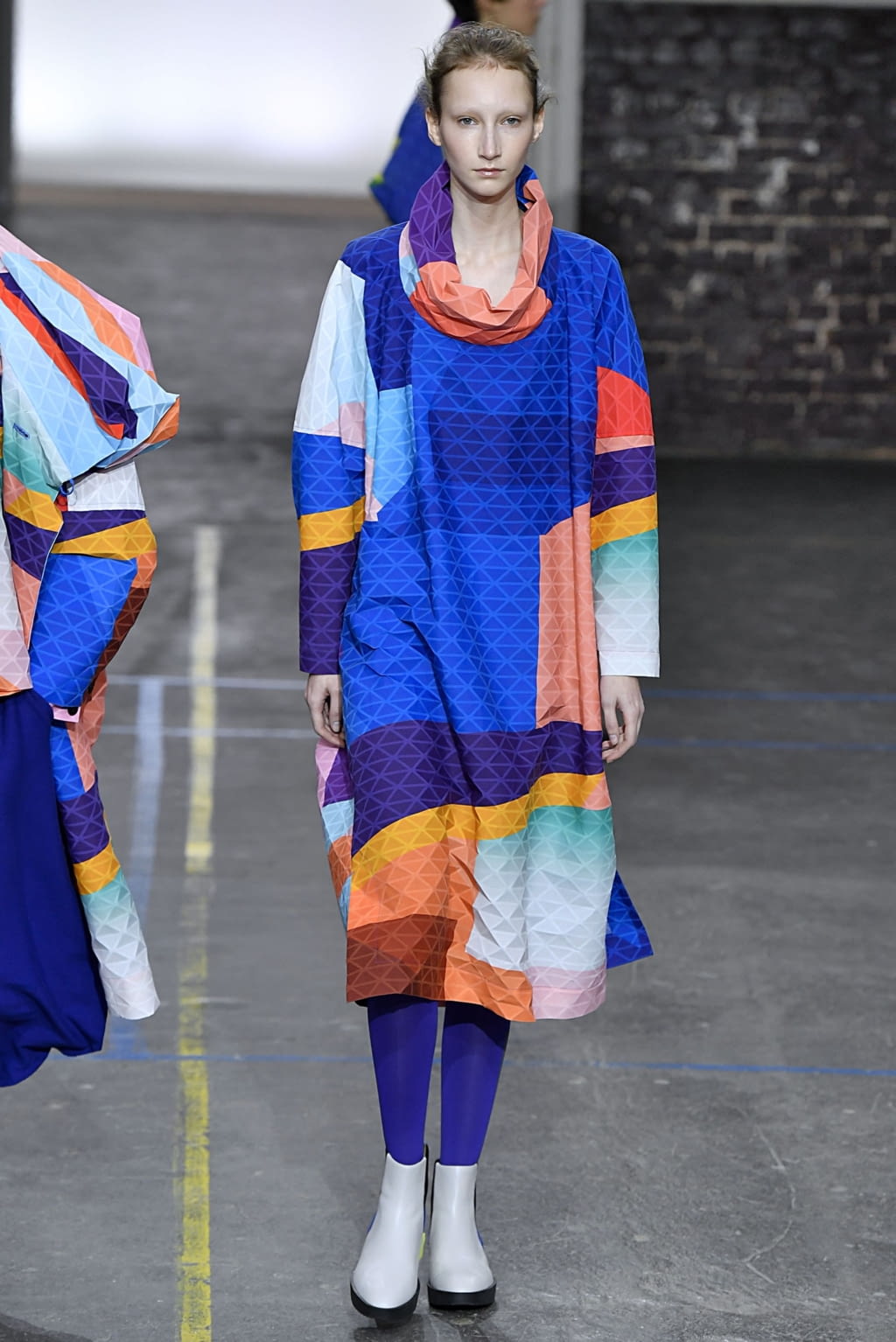 Fashion Week Paris Fall/Winter 2019 look 43 from the Issey Miyake collection 女装