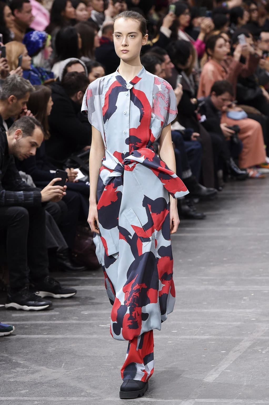 Fashion Week Paris Fall/Winter 2020 look 14 from the Issey Miyake collection 女装