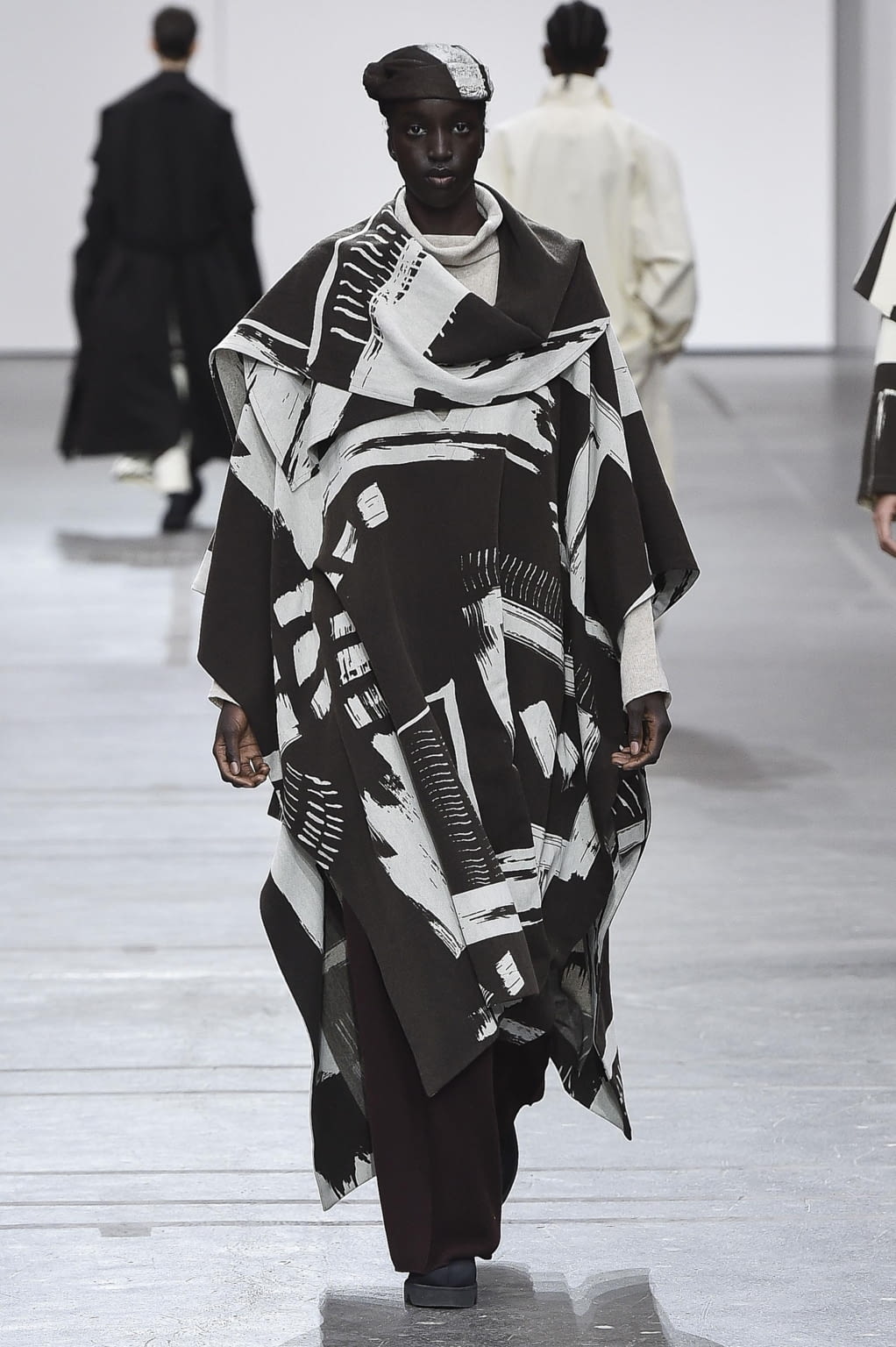 Fashion Week Paris Fall/Winter 2020 look 36 from the Issey Miyake collection 女装