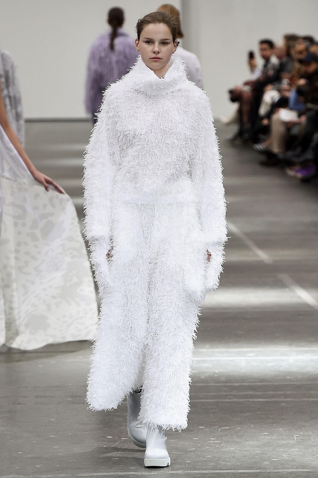 Fashion Week Paris Fall/Winter 2020 look 37 de la collection Issey Miyake womenswear