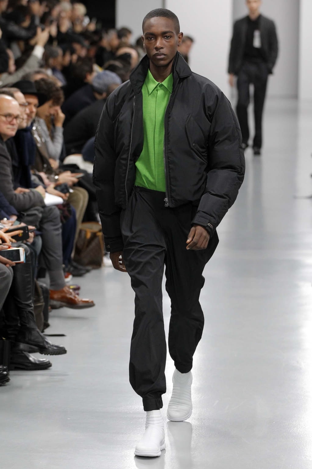 Fashion Week Paris Fall/Winter 2018 look 30 from the Issey Miyake Men collection menswear