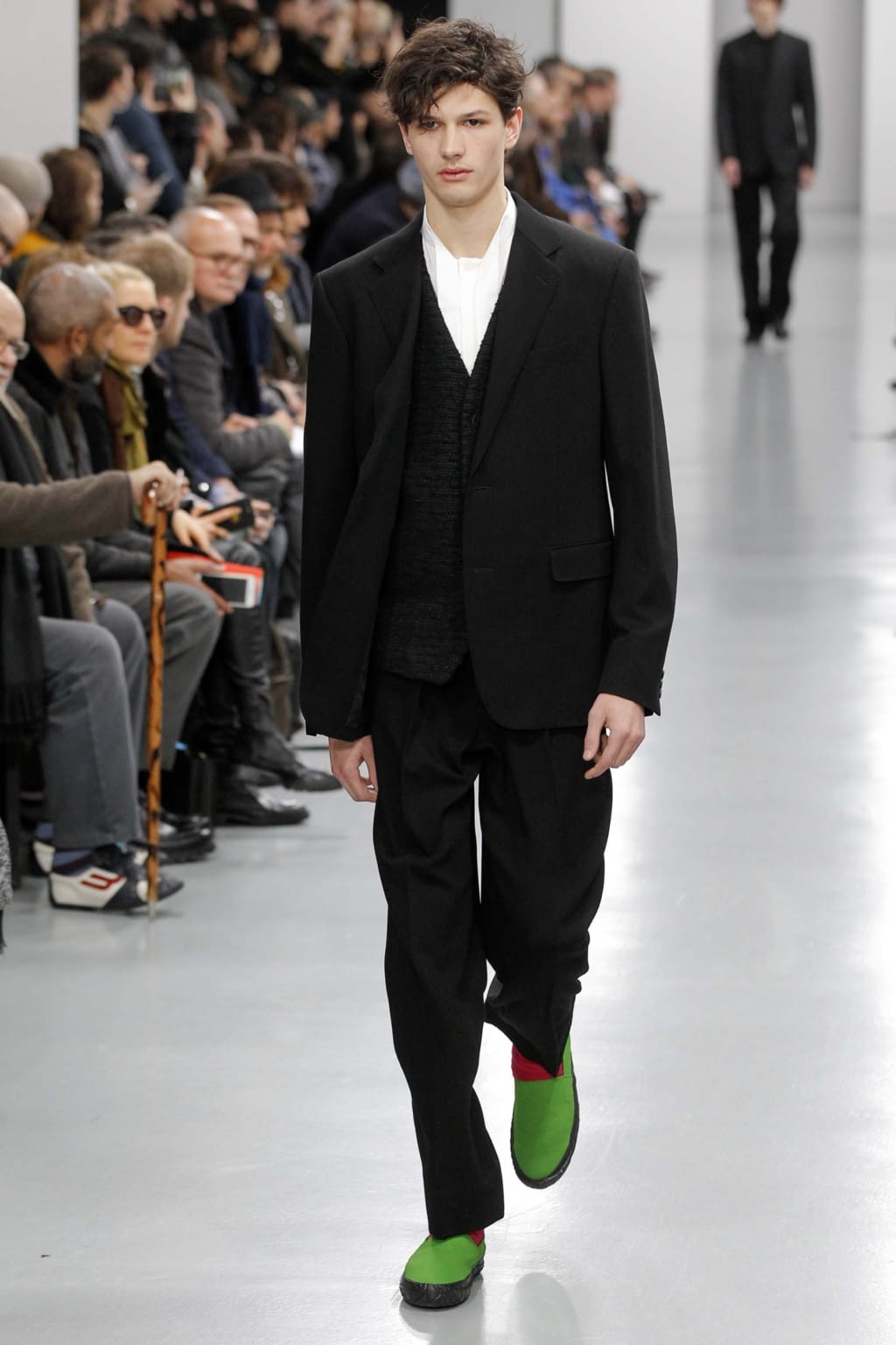 Fashion Week Paris Fall/Winter 2018 look 34 from the Issey Miyake Men collection menswear