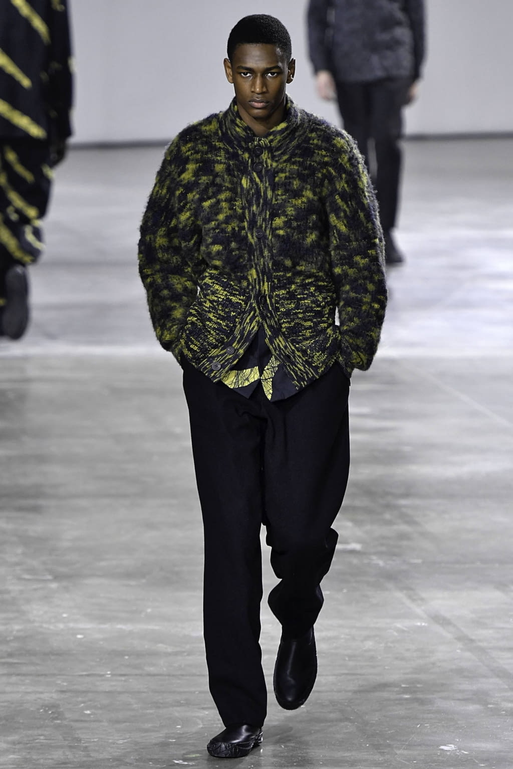 Fashion Week Paris Fall/Winter 2019 look 3 from the Issey Miyake Men collection menswear