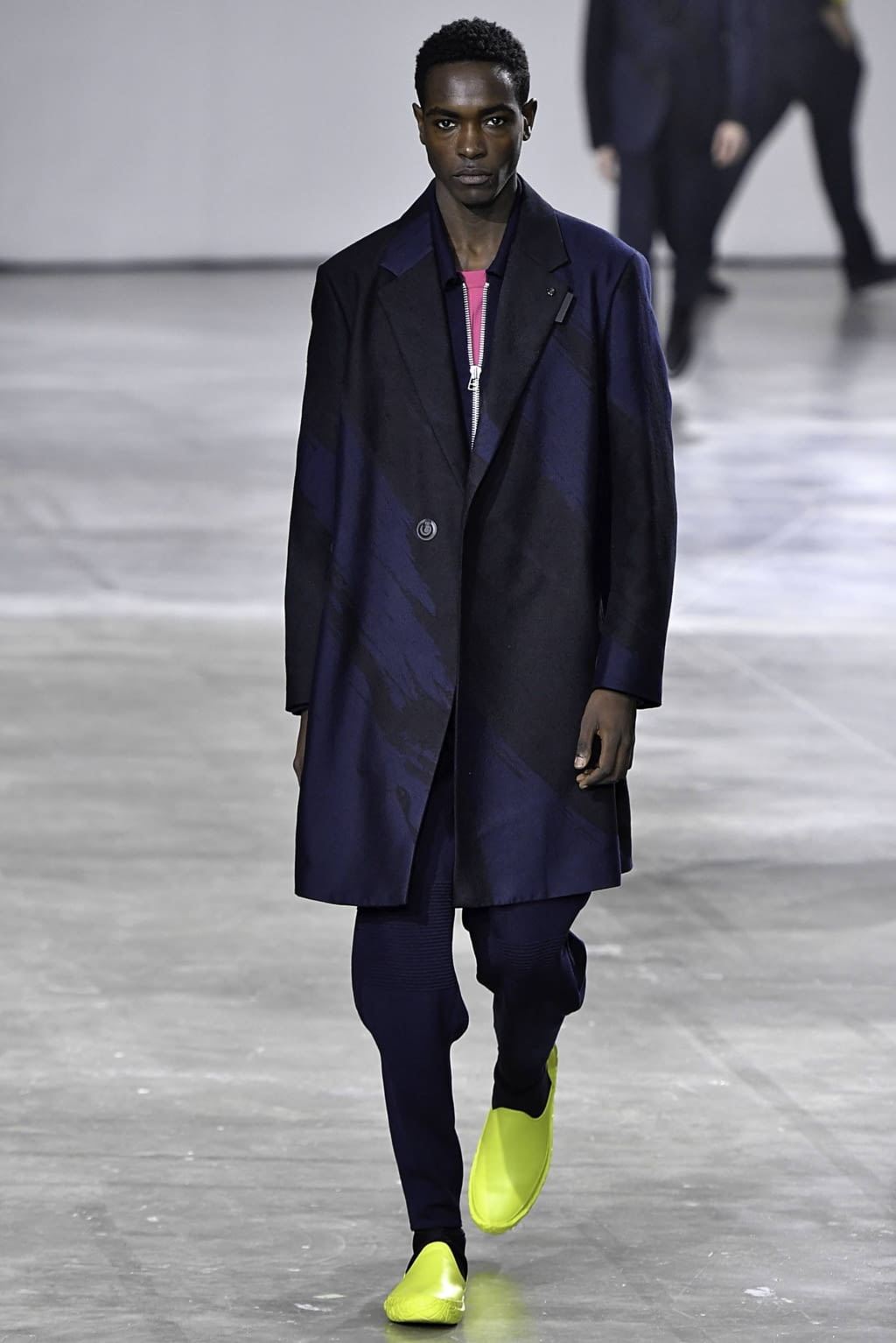 Fashion Week Paris Fall/Winter 2019 look 10 de la collection Issey Miyake Men menswear
