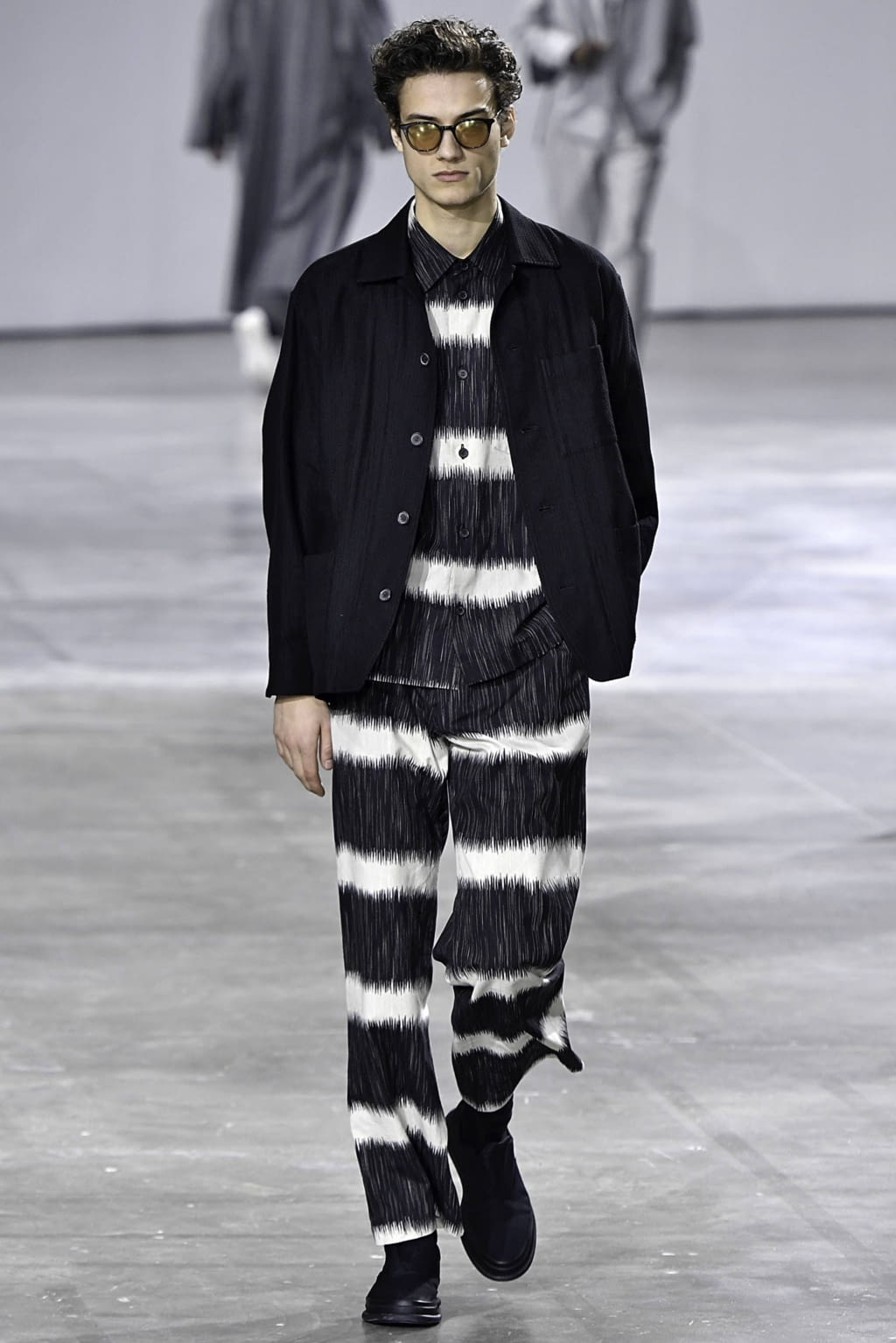 Fashion Week Paris Fall/Winter 2019 look 18 de la collection Issey Miyake Men menswear