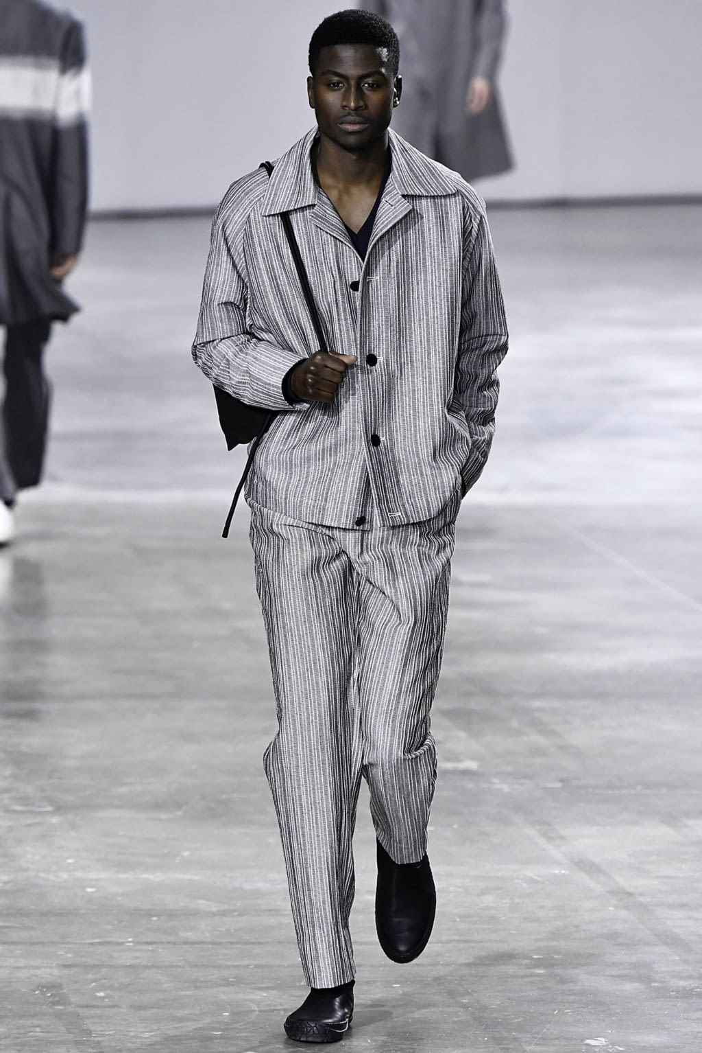 Fashion Week Paris Fall/Winter 2019 look 19 de la collection Issey Miyake Men menswear