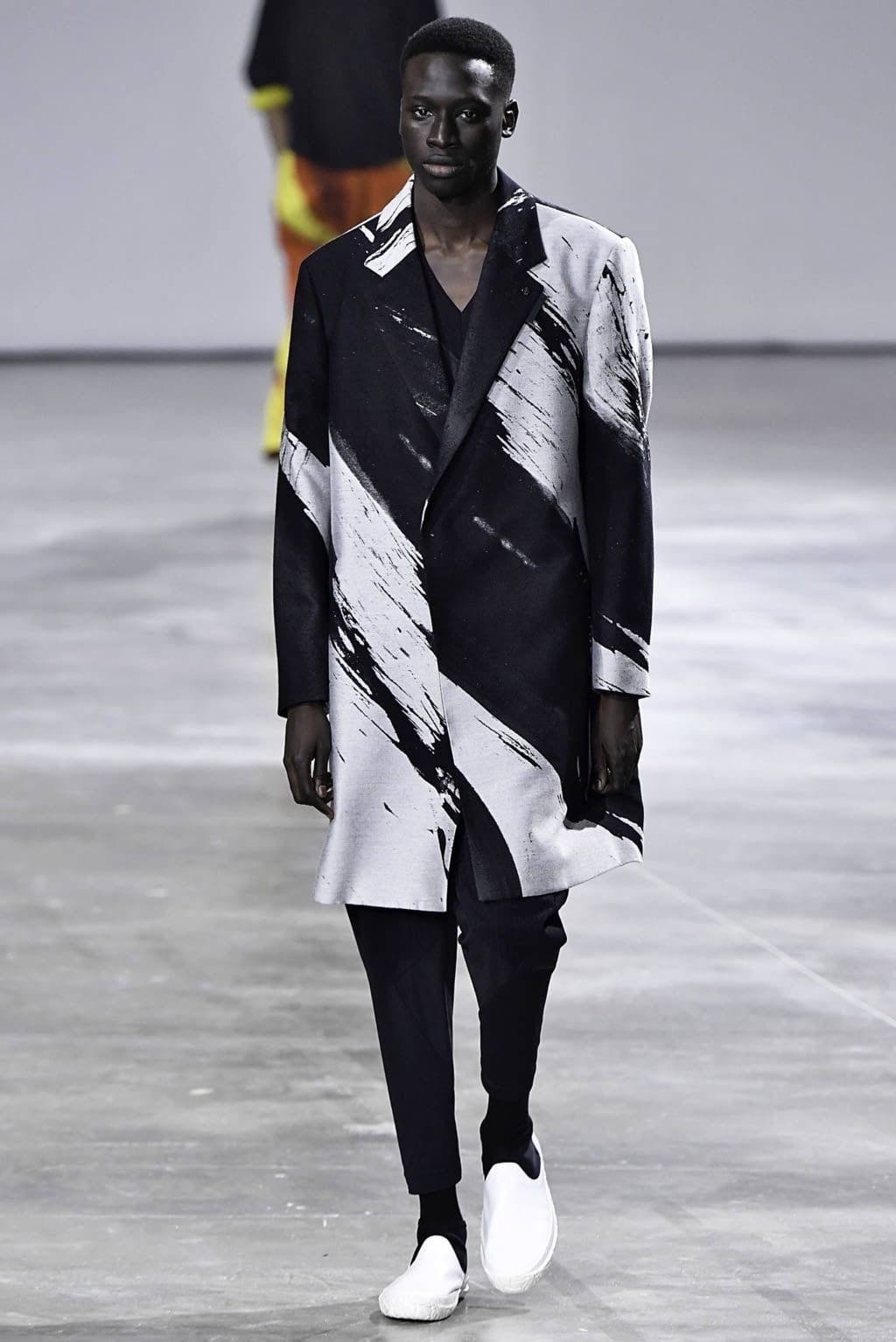 Fashion Week Paris Fall/Winter 2019 look 23 de la collection Issey Miyake Men menswear